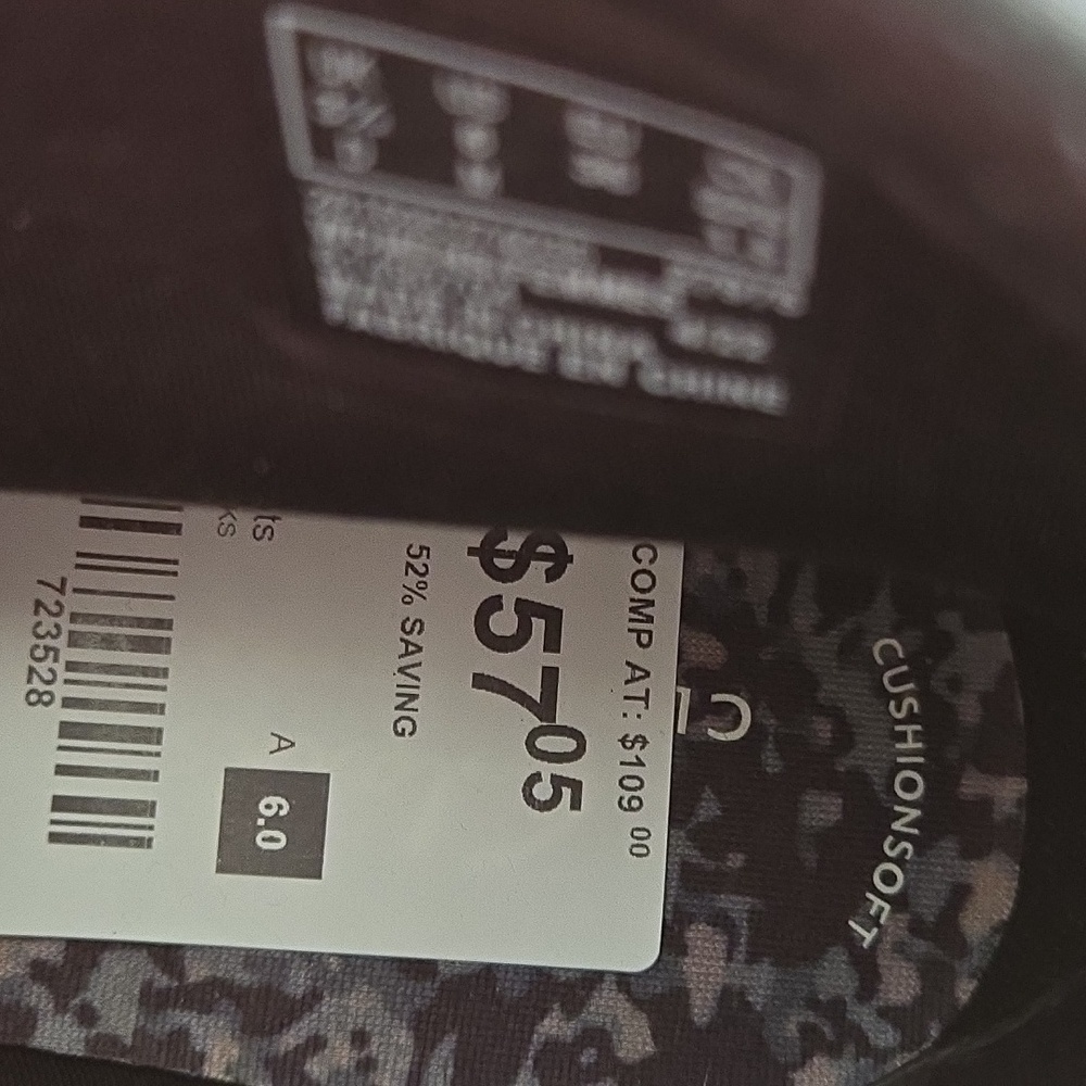 Clarks Womens Black Booties - Picture 6 of 7